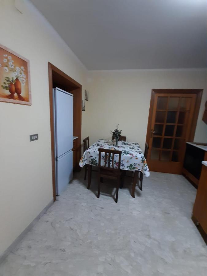 Holiday House Nel Cuore Di Bari Esterno foto