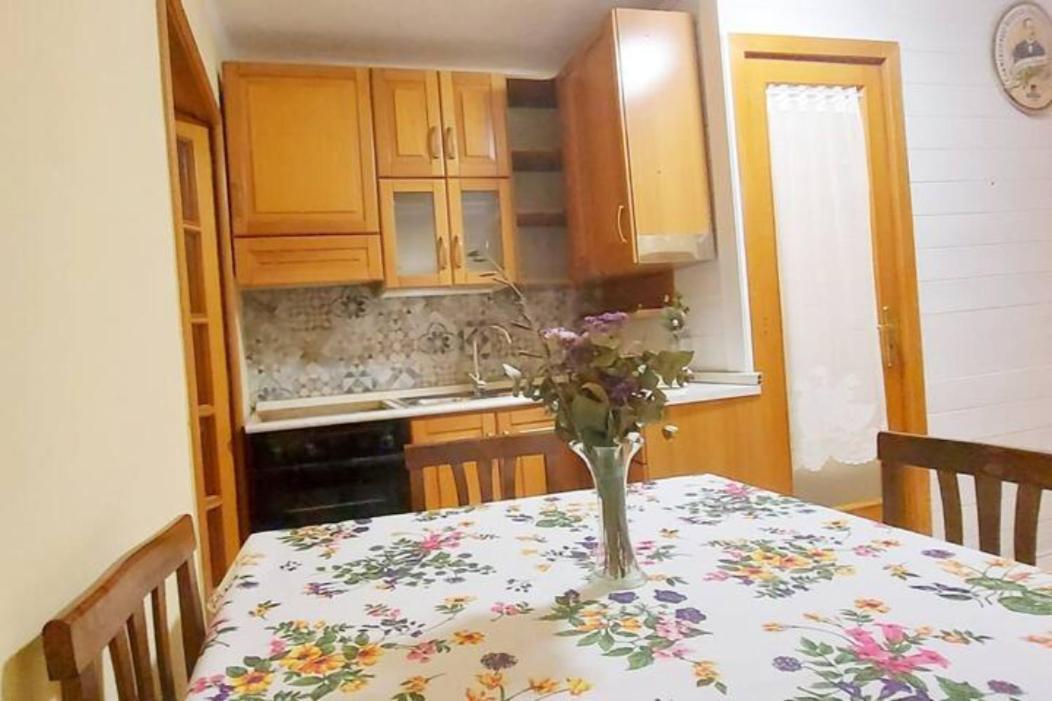 Holiday House Nel Cuore Di Bari Esterno foto